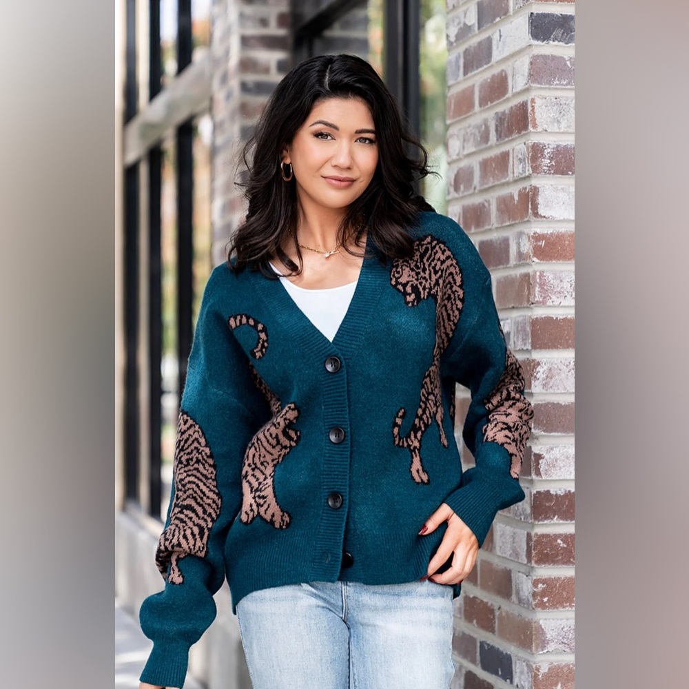 Tigress Sweater in Emerald